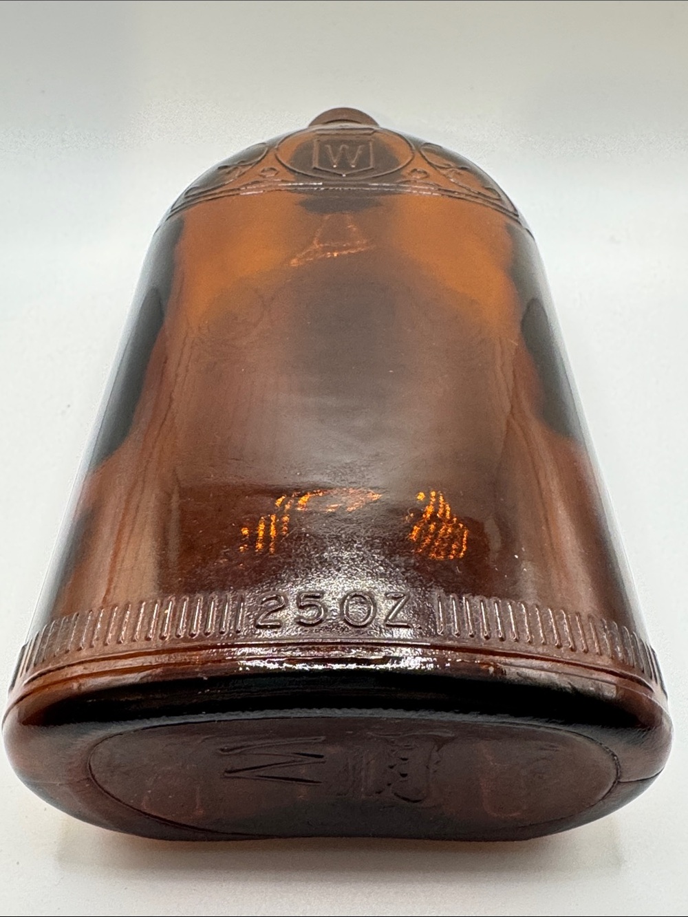 Hiram Walker & Sons Amber 25oz Whiskey Bottle, Walkerville, Canada - Picture 4 of 16